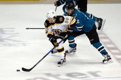 NHL,  San Jose-Boston: Kevin Labanc (62) -  David Pastrňák (88)