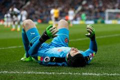 Zraněný Petr Čech