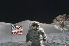 Eugene Cernan na Měsíci