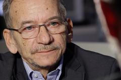 Úplně jsme zešíleli, nešvihne mi z cigaret, ale z některých zákonů a politiků, říká Kubera