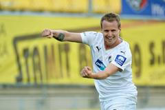 Točení volantem, které předvedl tři dny po bouračce