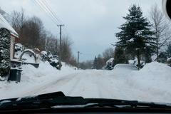 Sněhové království a půlmetrové závěje. Hraniční obec zapadala sněhem