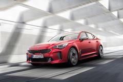 Kia Stinger předobok