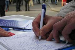 Kampaň ODS do eurovoleb, Petice pro korunu