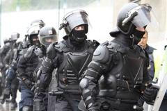 Policie - zásah - zásahová jednotka - ilustračka