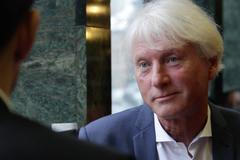 Ovčáček je ambiciózní a dokonale se vyjadřuje, Zeman provokuje a pracuje s emocemi, říká Špaček