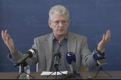 Sorry jako, vzkázal olomoucký hejtman Košta Babišovi