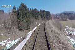 Šoutouši sledují videa z jízdy vlaků i několik hodin. Podívejte se na 5 minut jízdy do Jeseníků