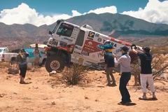 Kolomý proklínal terén, Lopraise 3. etapa Dakaru nadchla. Podívejte se na sestřih