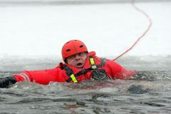 Zimní záchrana tonoucích