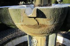 Foto: Pomník ve Velké Británii připomíná akci Anthropoid. Nyní je z něj téměř troska