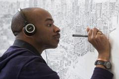 Úchvatná malba. Autistický umělec Stephen Wiltshire namaloval panorama Houstonu