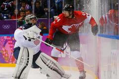 Kanada - USA: Marc-Edouard Vlasic (44) - Jonathan Quick