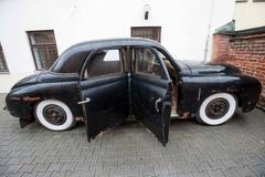 Pancéřovaná limuzína Škoda VOS