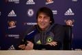 Antonio Conte na tiskové konferenci Chelsea