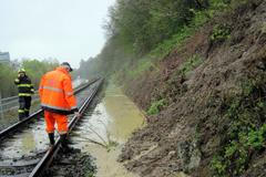 Záplavy - železniční trať - Vsetínsko