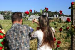 Památník Lety a pietní akce za zbourání prasečáku evropského protirasistického hnutí EGAM