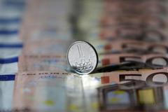 Koruna, euro, měna - ilustrační foto