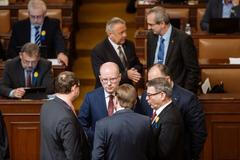 Schůze vlády, Poslanecká sněmovna