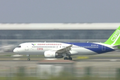 Čína otestovala nové letadlo C919. Chce konkurovat Airbusu i Boeingu