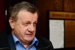 Důchodce Jindřich Frühauf, který měl házet vejce na prezidenta Miloše Zemana.