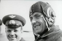 Vladimir Komarov a Jurij Gagarin