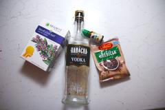 Trápí vás afty? Pomůže vám šalvěj, hřebíček a vodka