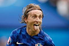 Euro 2016: Turecko-Chorvatsko: Luka Modrič slaví gól na 0:1