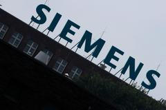 Siemens logo na továrně v Berlíně