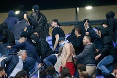 Řádění fanoušků v Lyonu