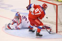 EHT, Česko-Rusko: Petr Mrázek - Nikita Gusev