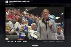 Ruští fanoušci byli na prášky a reportérce na stadionu zhasli