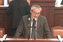 Vojáci podle ODS nemají přilby ani trenýrky. Snad se Stropnický nezastřelí, reagovala poslankyně ANO