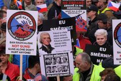 Demonstrace automatických střelců