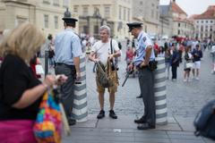 Fronty na Pražském hradě kvůli novým bezpečnostním opatřením