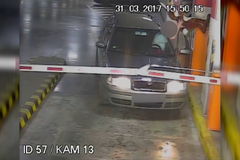 Řidič ukradl plyšáka, hrozí mu 2 roky vězení