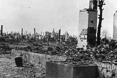 Zničená vesnice Sochy 1943