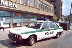 Historické policejní vozy ČR