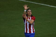 Filipe Luis slaví gól do sítě Realu Sociedad