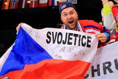 Hokejová extáze posledních minut. Češi slavili obrat, Finové znovu zpytovali svědomí