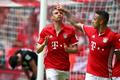 Thiago Alcántara a Thomas Müller
