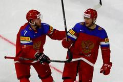 MS 2017, Rusko-Švédsko: Sergej Andronov a Ivan Tělěegin slaví gól na 1:1