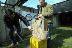 Střílení do neprůstřelné vesty