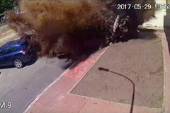 Kamery zachytily výbuch podzemního potrubí