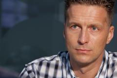 Homosexualitu jsem si nevybral, proč mám mít jiná práva, zákony v ČR jsou zastaralé, říká Ambrož