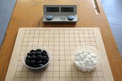 Nejlepší piškvorkáři světa svádí boj v Praze. Jeden zápas se hraje i 6 hodin