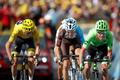 Froome, Bardet a Urán spurtují do cíle 17. etapy TdF 2017