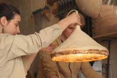 Nábytek může vyrůst i z houby. Návrháři zkoušejí nové způsoby