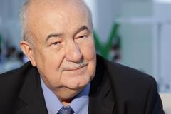 Kdyby Zeman chodil do debat už teď, měl by daleko víc procent, tvrdí kandidát Petr Hannig