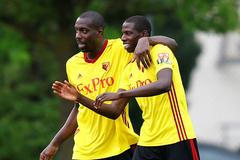 Plzeň - Watford: Stefano Okaka a Abdoulaye Doucoure